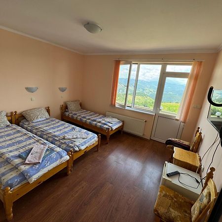 Guest House Chala Buitenkant foto