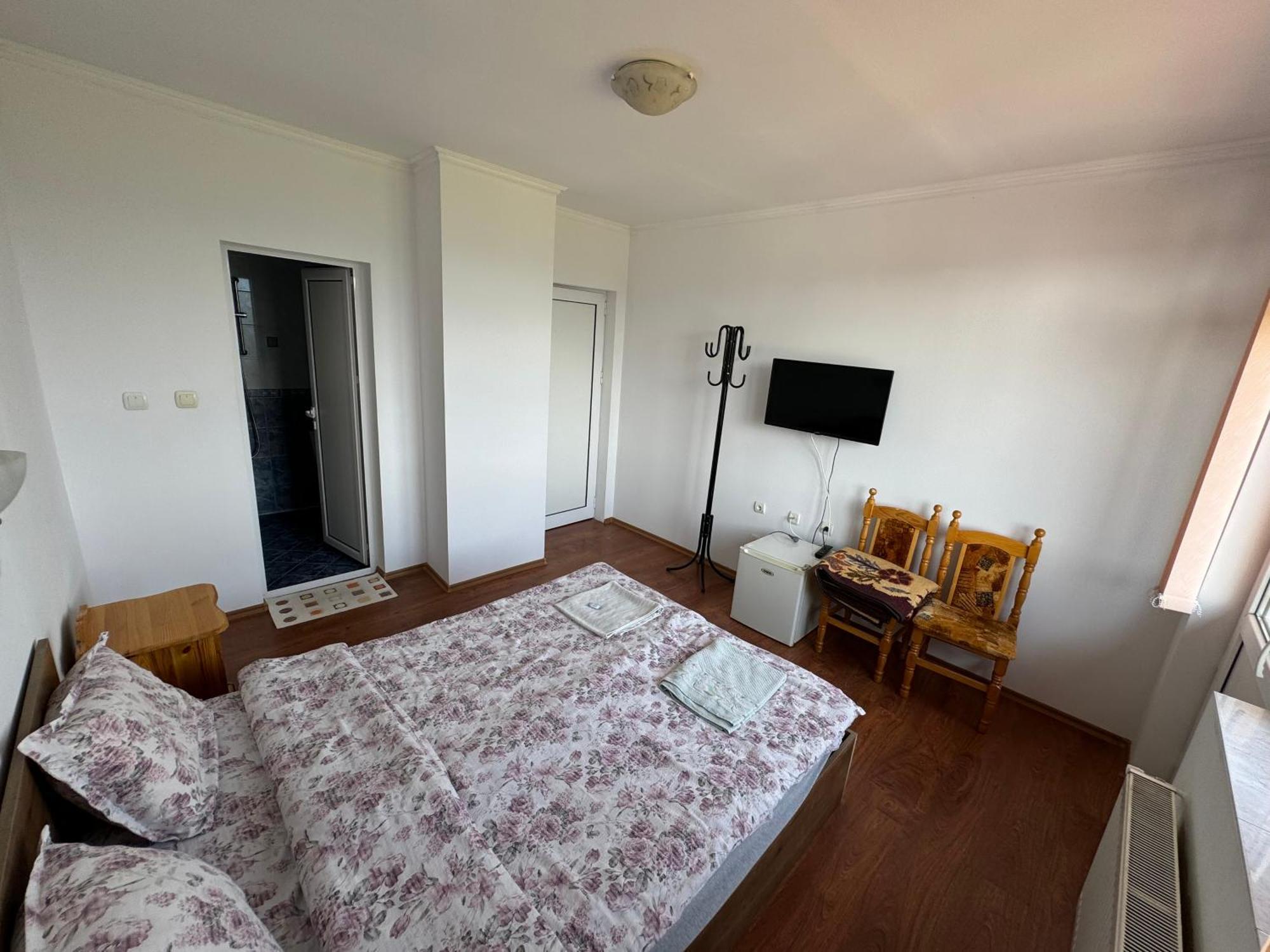 Guest House Chala Buitenkant foto